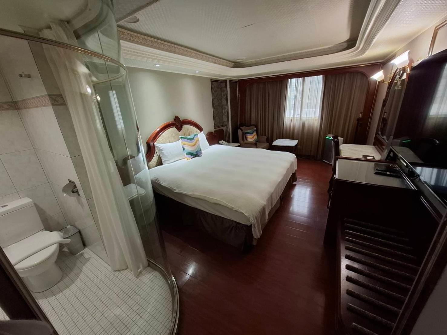 Happiness Hotel Taipei Eksteriør billede